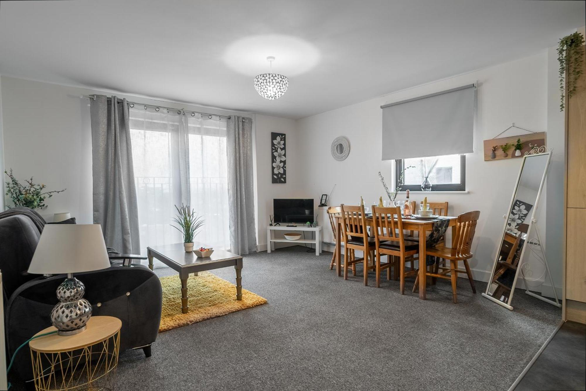 Livestay-New Private Apartment Building Minutes From Heathrow Slough Eksteriør bilde