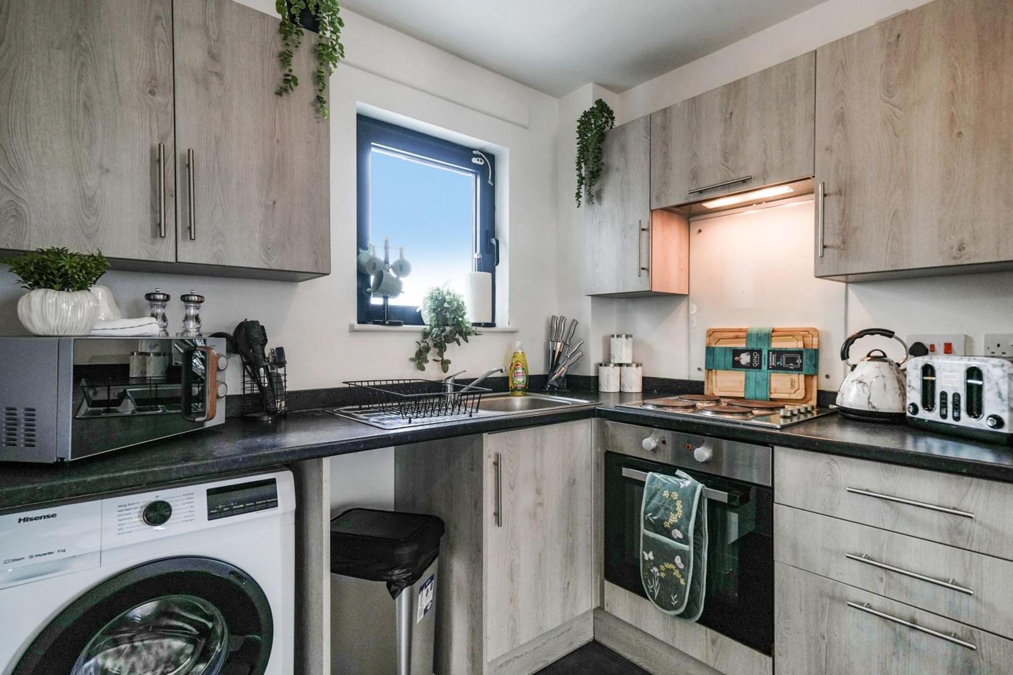 Livestay-New Private Apartment Building Minutes From Heathrow Slough Eksteriør bilde